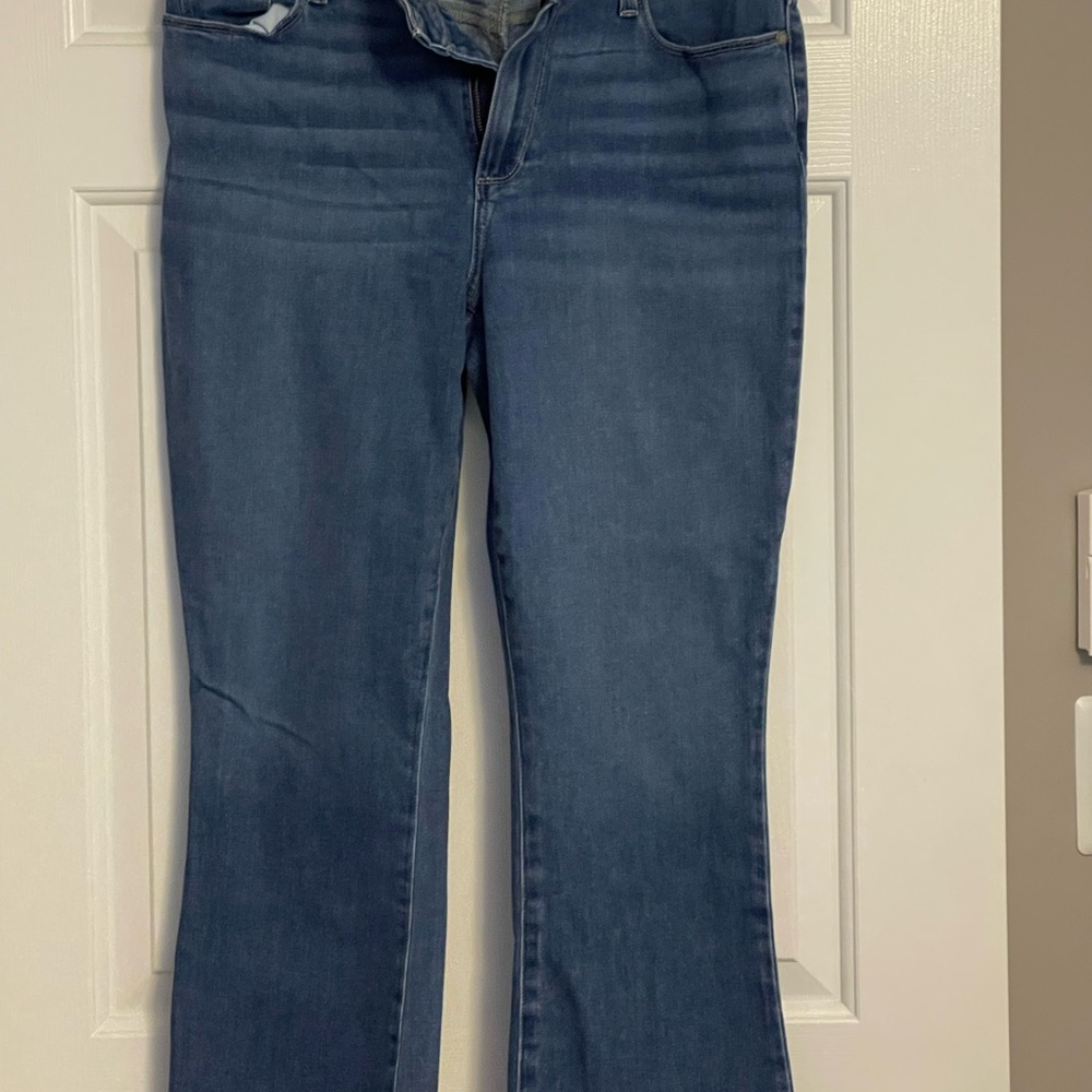 PAIGE Women's Straight Leg Blue Jeans